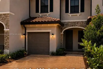 25232 SW 114th Ave, Homestead: photo 1 of 10