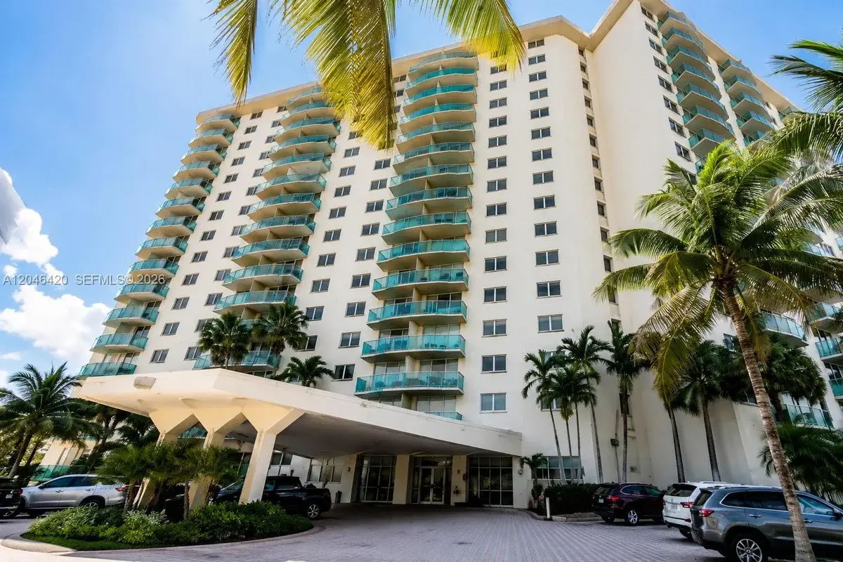 19370 Collins Ave #716, Sunny Isles Beach: photo 1 of 28