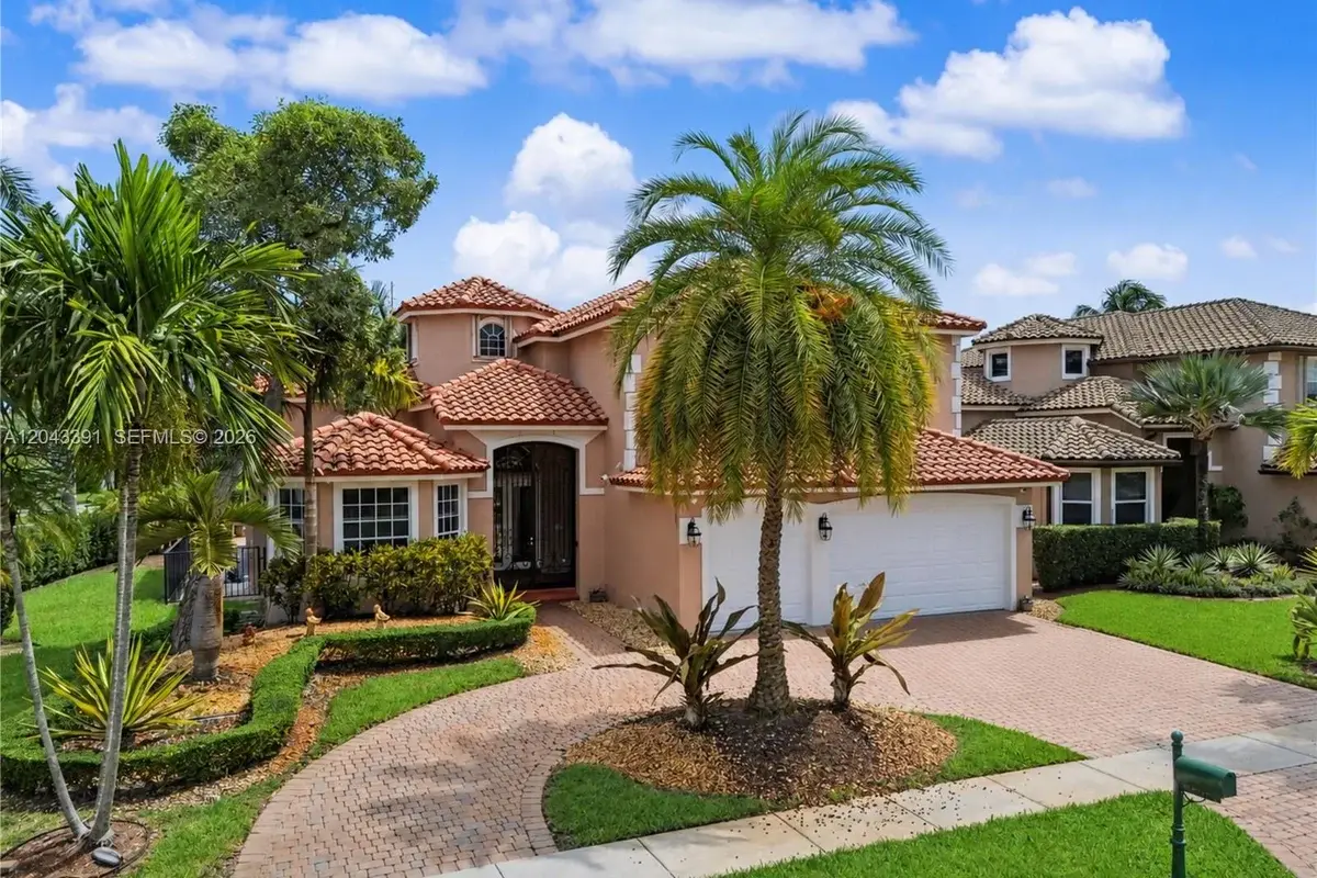 18900 SW 32nd Ct, Miramar: photo 1 of 97