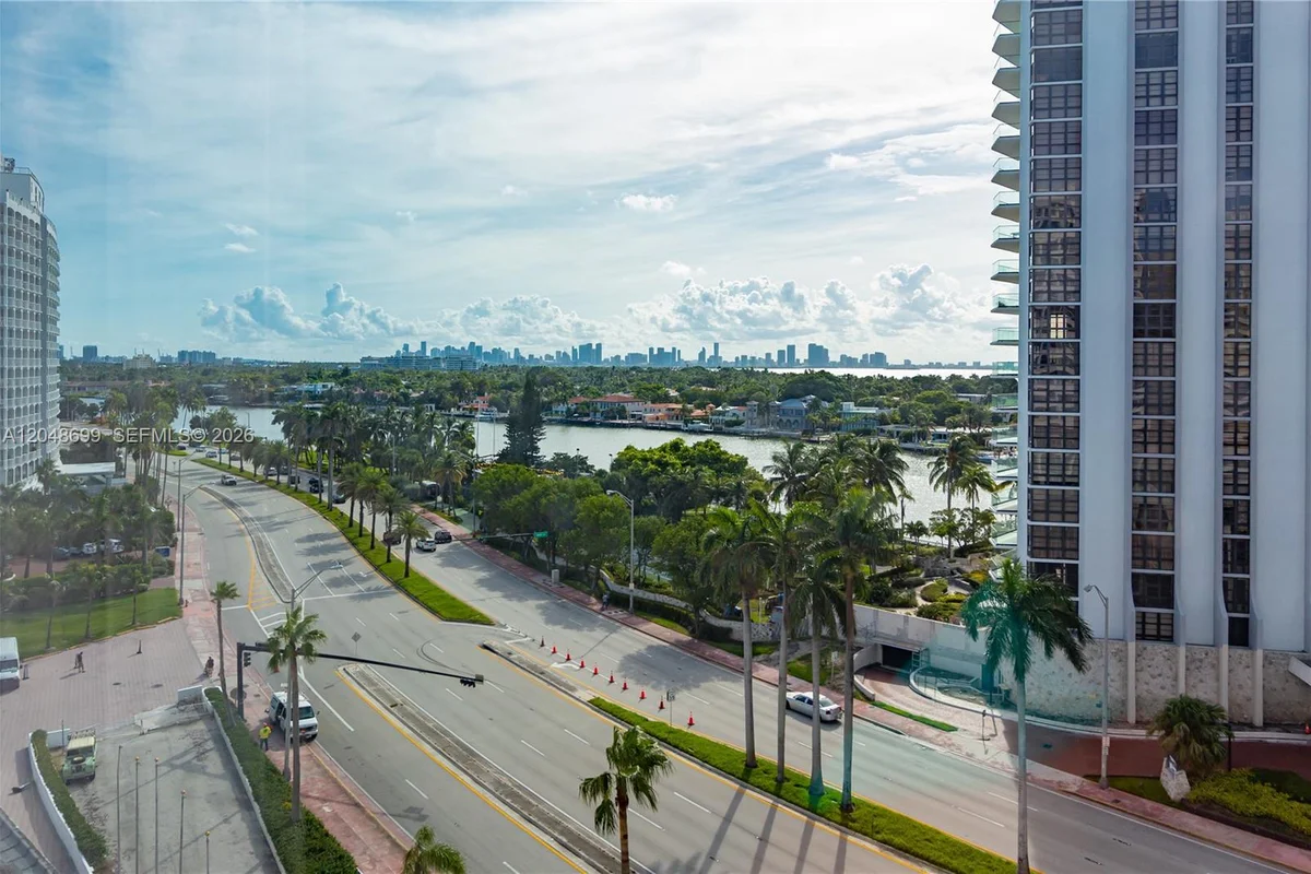 5445 Collins Ave #1108, Miami Beach: photo 1 of 20