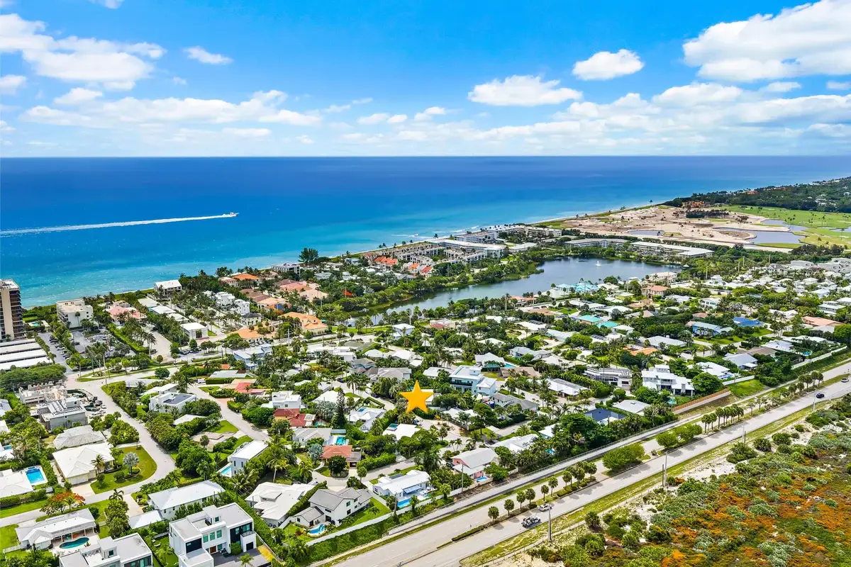 440 Jupiter Ln, Juno Beach: photo 1 of 33