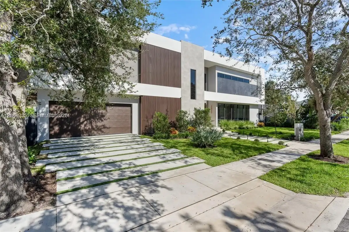 801 SE 11th Ct, Fort Lauderdale: photo 1 of 43