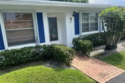 5452 Poppy Pl #B, Delray Beach: photo 1 of 8