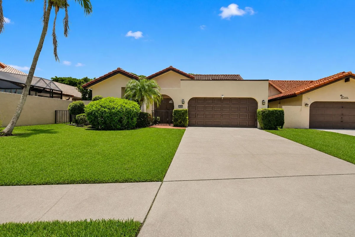 7690 Solimar Cir, Boca Raton: photo 1 of 31