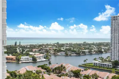 21055 Yacht Club Dr #2005, Aventura: photo 1 of 16