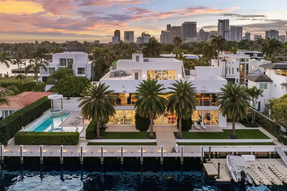 500 Isle Of Capri Dr, Fort Lauderdale: photo 1 of 70