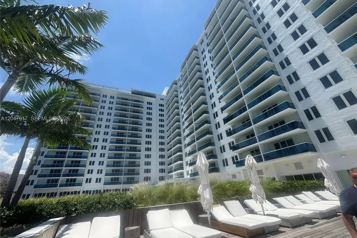 2301 Collins Ave #833, Miami Beach: photo 1 of 24