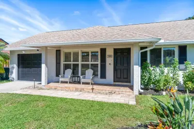 1315 Fulmar Dr, Delray Beach: photo 1 of 30