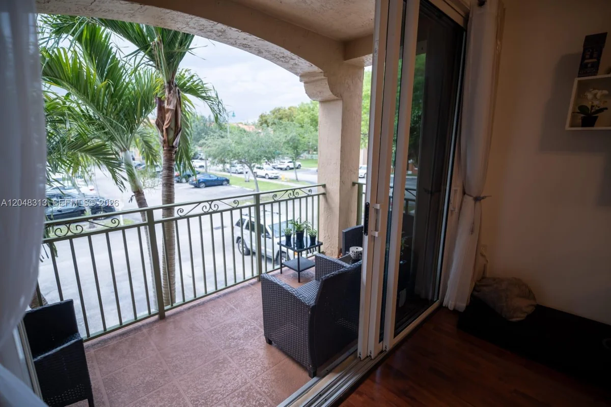 6520 NW 114th Ave #1626, Doral: photo 1 of 33