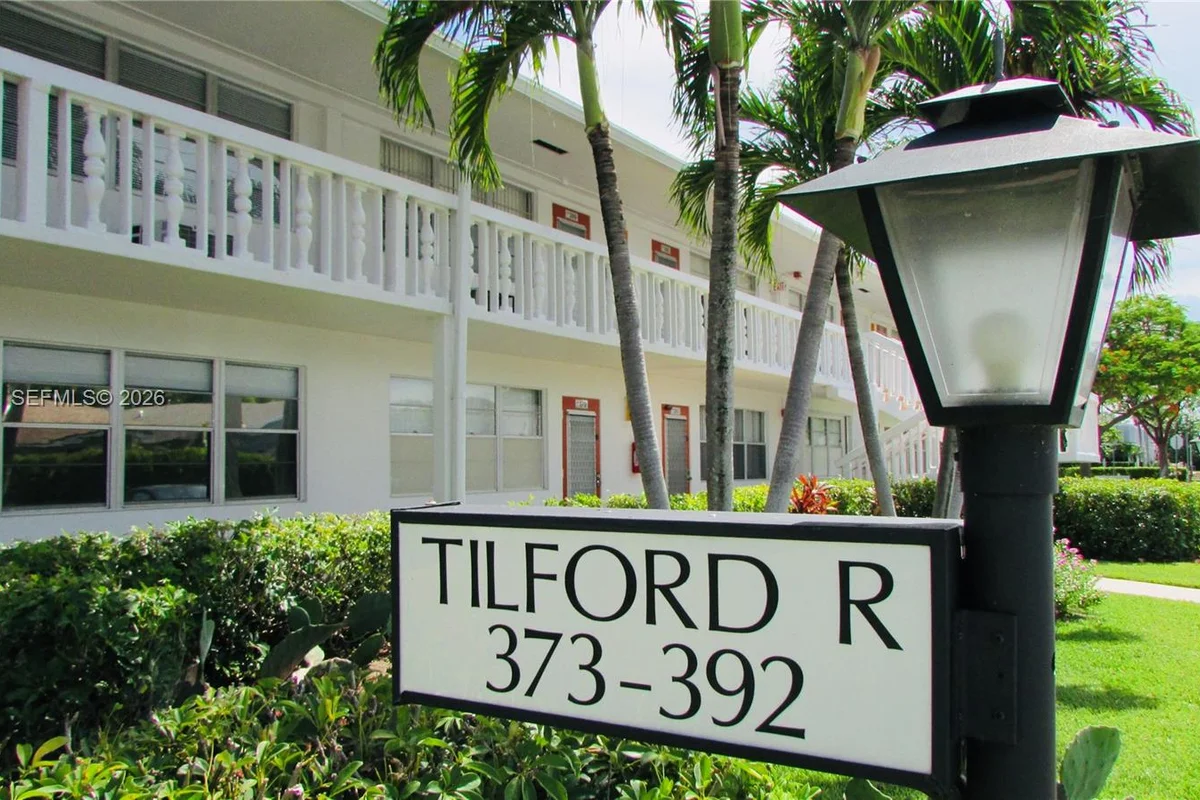 389 Tilford R, Deerfield Beach: photo 1 of 25