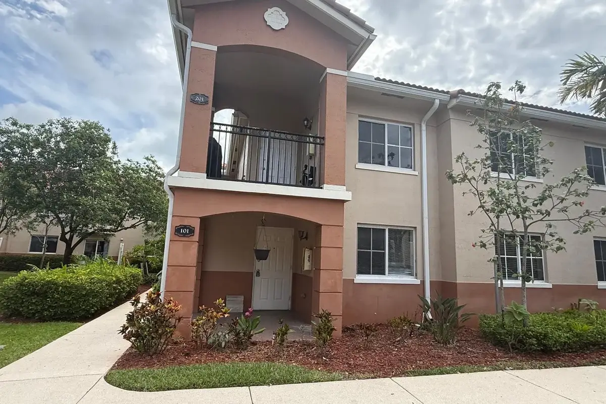 3481 Briar Bay Blvd #101, West Palm Beach: photo 1 of 13
