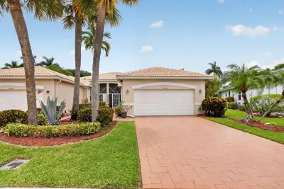 10632 Royal Caribbean Cir, Boynton Beach: photo 1 of 58