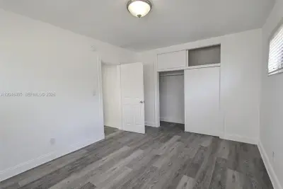 7815 Crespi Blvd #1, Miami Beach: photo 1 of 14