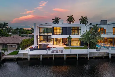 1670 E Terra Mar Dr, Lauderdale-by-the-Sea: photo 1 of 71