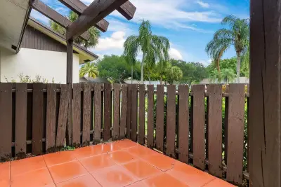9 Vía De Casas Norte, Boynton Beach: photo 1 of 14