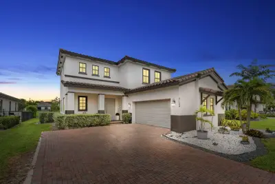 3124 Streng Ln, Royal Palm Beach: photo 1 of 64