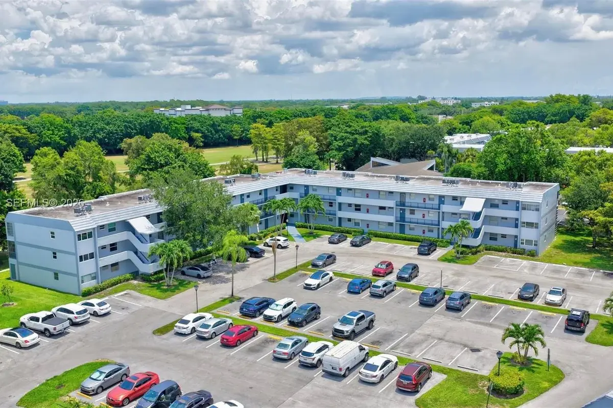 8390 Sands Point Blvd #F210, Tamarac: photo 1 of 26