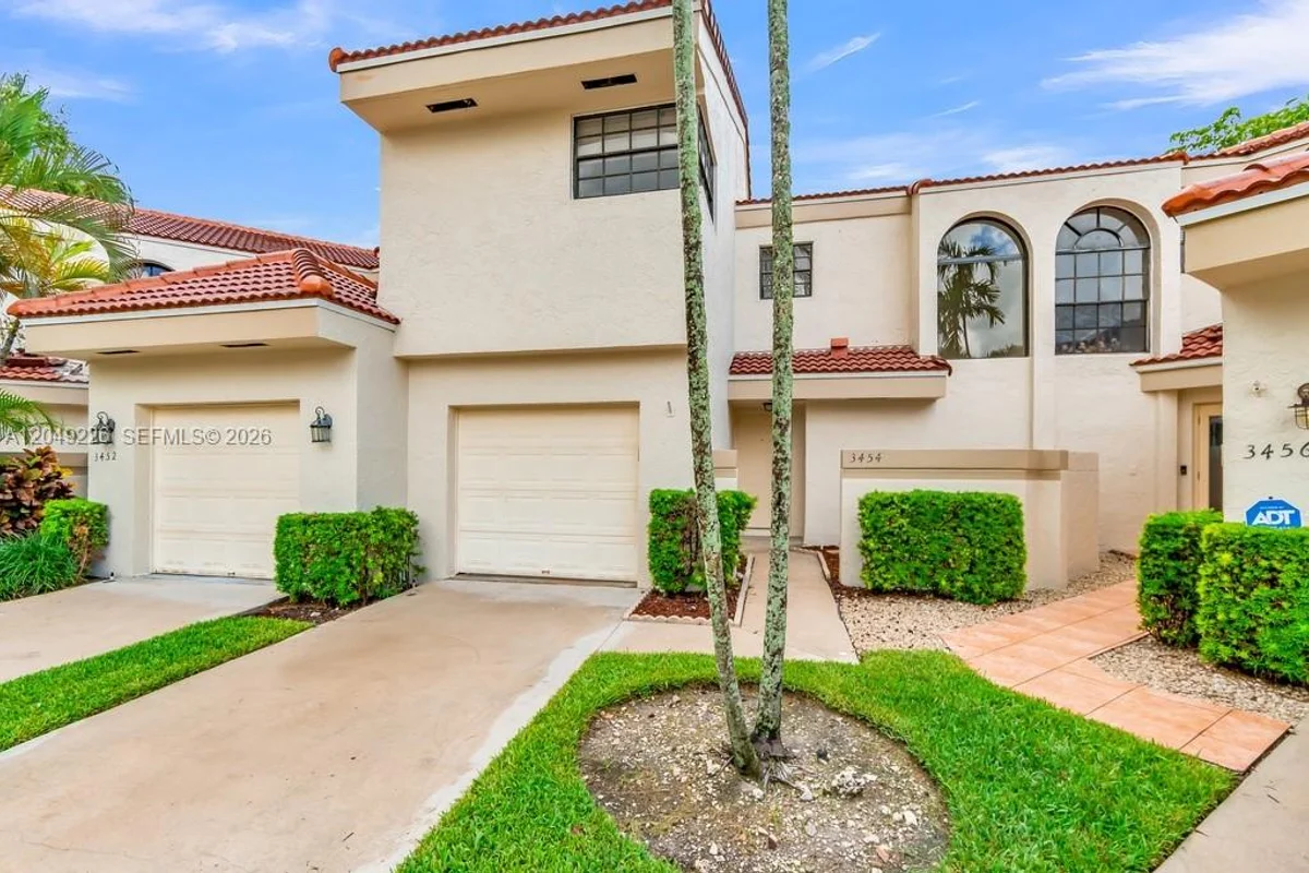 3454 Laurel Oaks Ln, Hollywood: photo 1 of 46