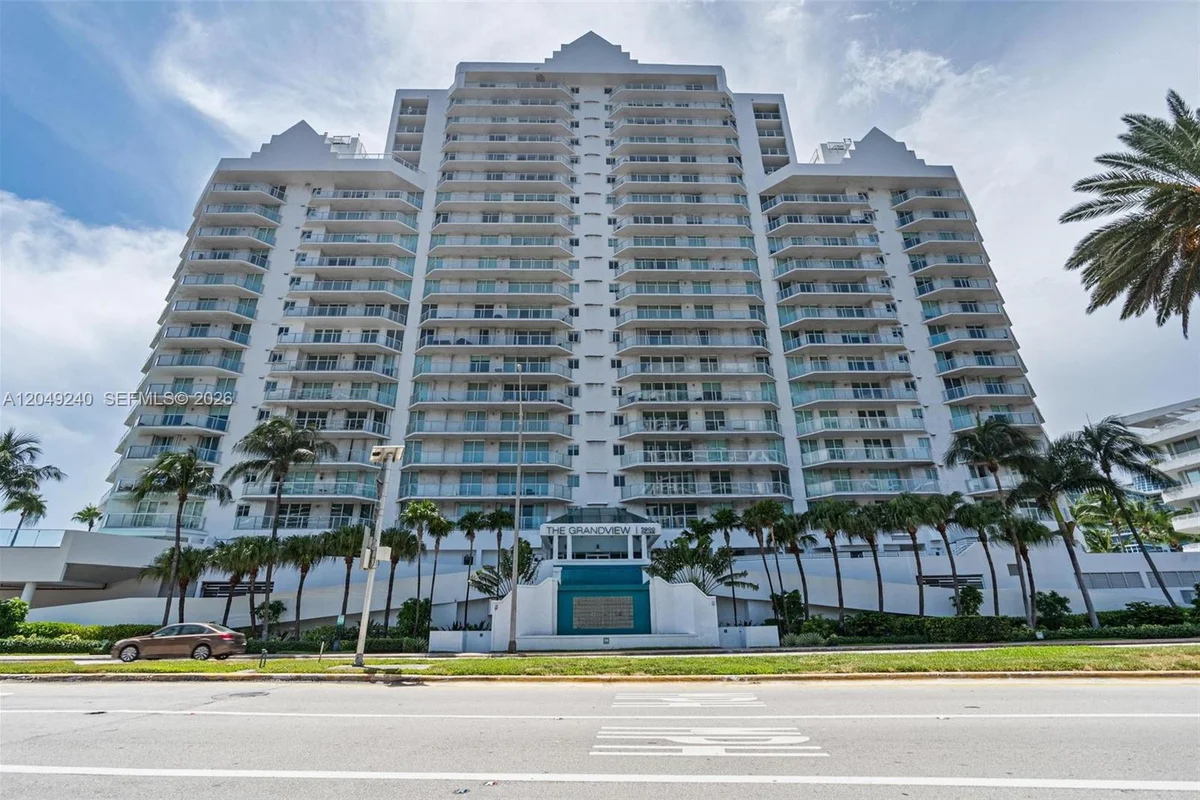 5900 Collins Ave #1406, Miami Beach: photo 1 of 14