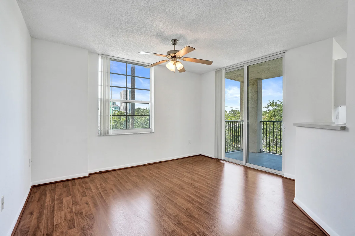 520 SE 5 Ave #1203, Fort Lauderdale: photo 1 of 28