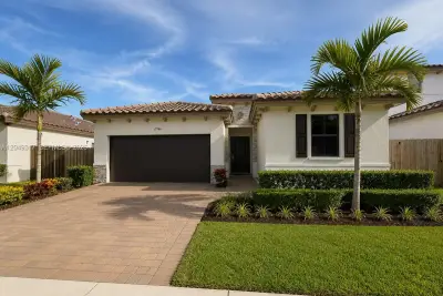 11946 SW 241st St, Homestead: photo 1 of 17
