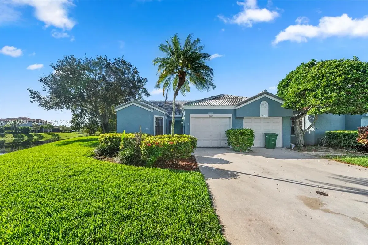 8220 Waterford Ln, Tamarac: photo 1 of 42