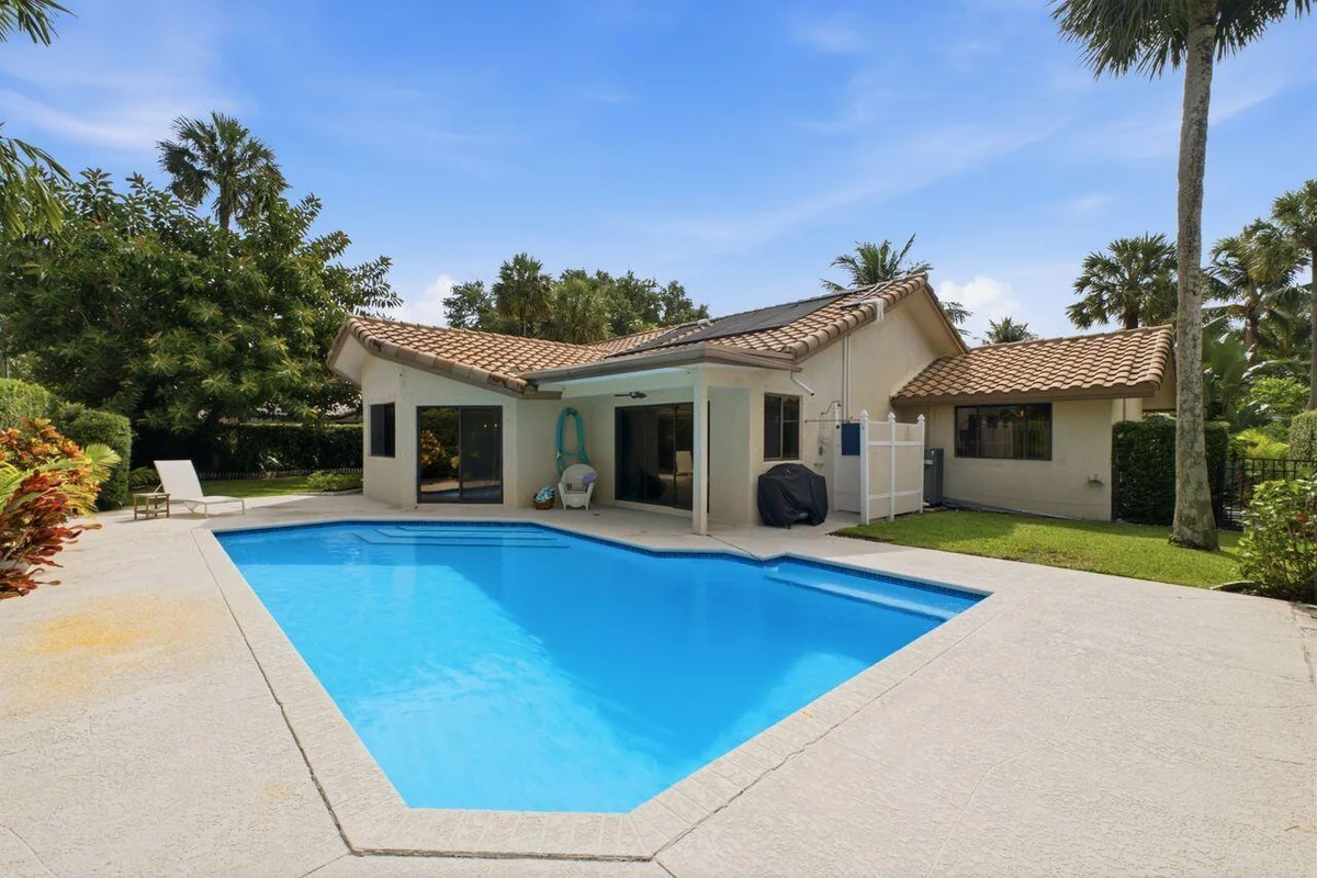 2719 Oak Tree Ln, Oakland Park: photo 1 of 57