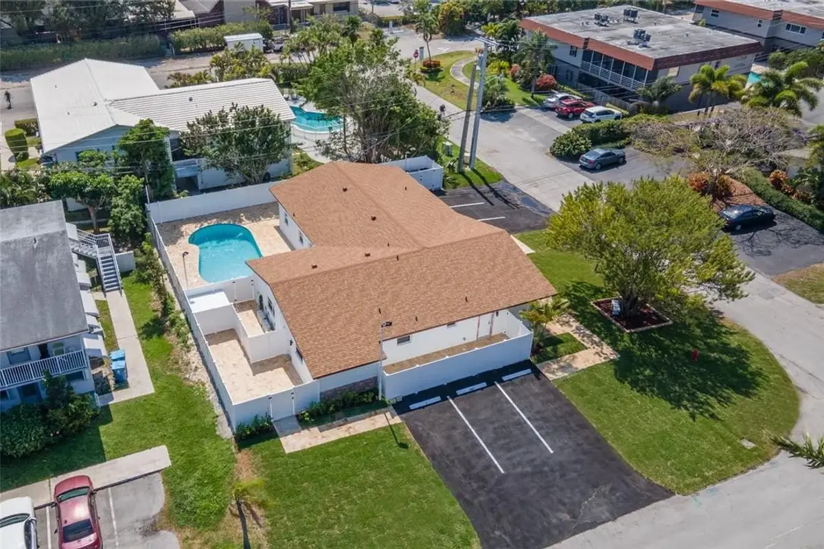 5122 NE 19th Ave #1-4, Fort Lauderdale: photo 1 of 30