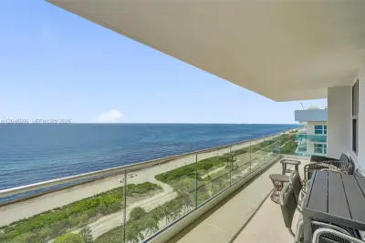 9225 Collins Ave #1402, Surfside: photo 1 of 17
