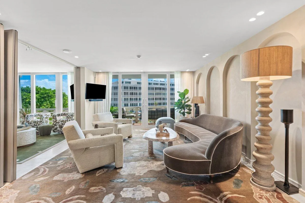 100 Sunrise Ave #418, Palm Beach: photo 1 of 26