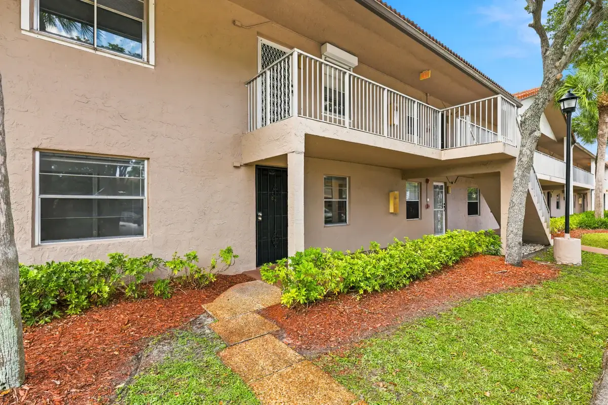 8820 Royal Palm Blvd #101-4, Coral Springs: photo 1 of 31