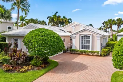 3878 N Longview Dr, Jupiter: photo 1 of 34