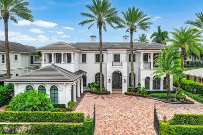 450 S Maya Palm Dr, Boca Raton: photo 1 of 70