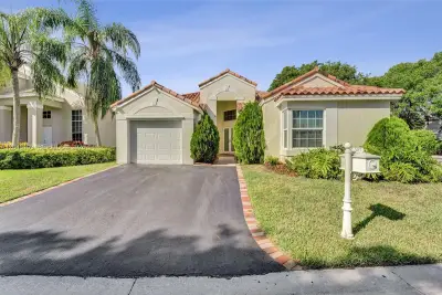 507 Bridgeton Rd, Weston: photo 1 of 81