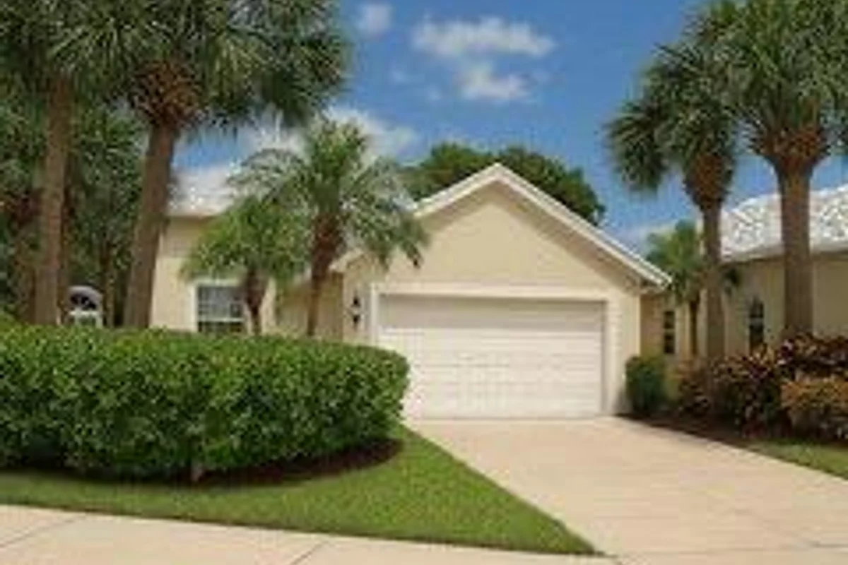1110 Lytham Ct, West Palm Beach: photo 1 of 13