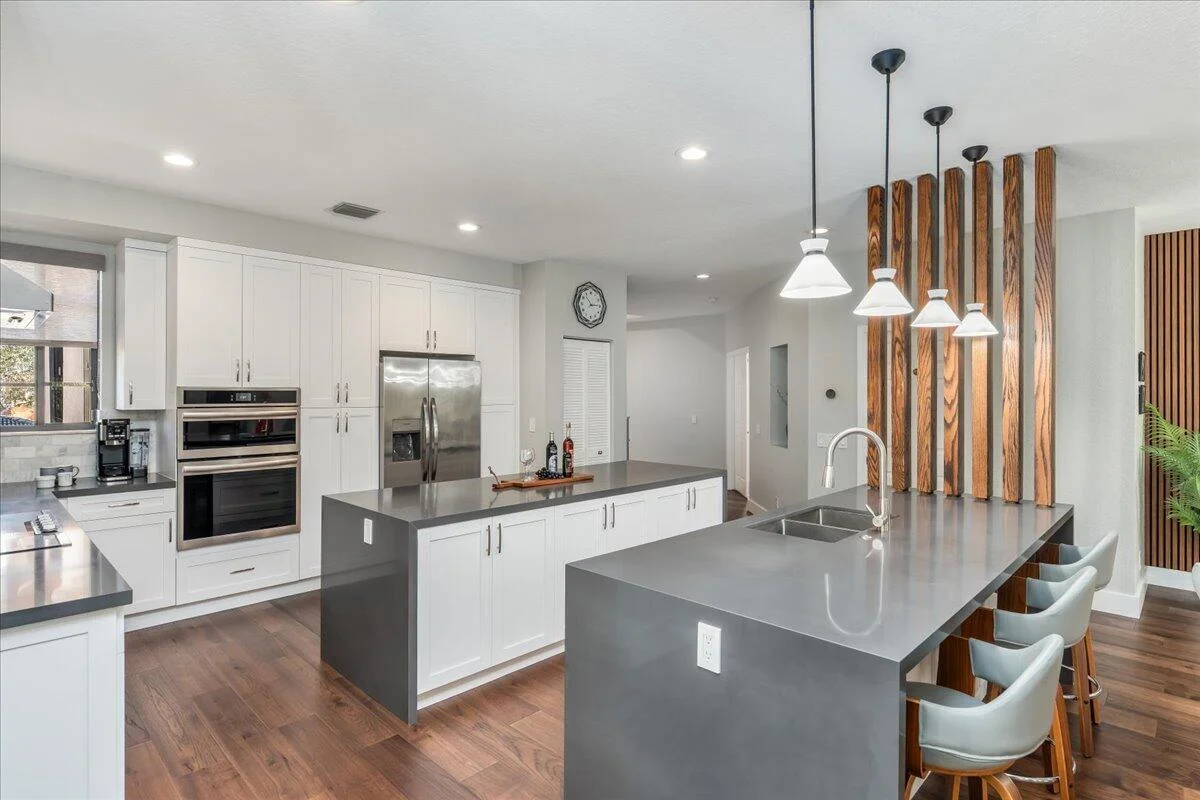 2802 Kinsington Cir #27-4, Weston: photo 1 of 49