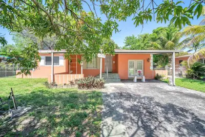 13140 N Miami Ave #1, Miami: photo 1 of 11