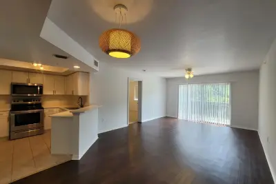 4163 N Haverhill Rd #1204, West Palm Beach: photo 1 of 10