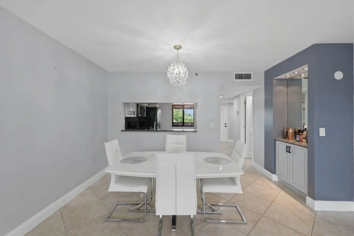 2206 S Cypress Bend Dr #401, Pompano Beach: photo 1 of 15