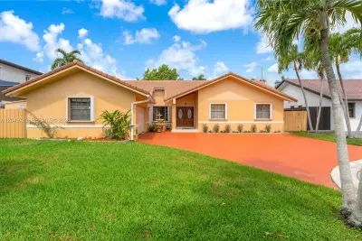 3730 SW 136th Ct, Miami: photo 1 of 56