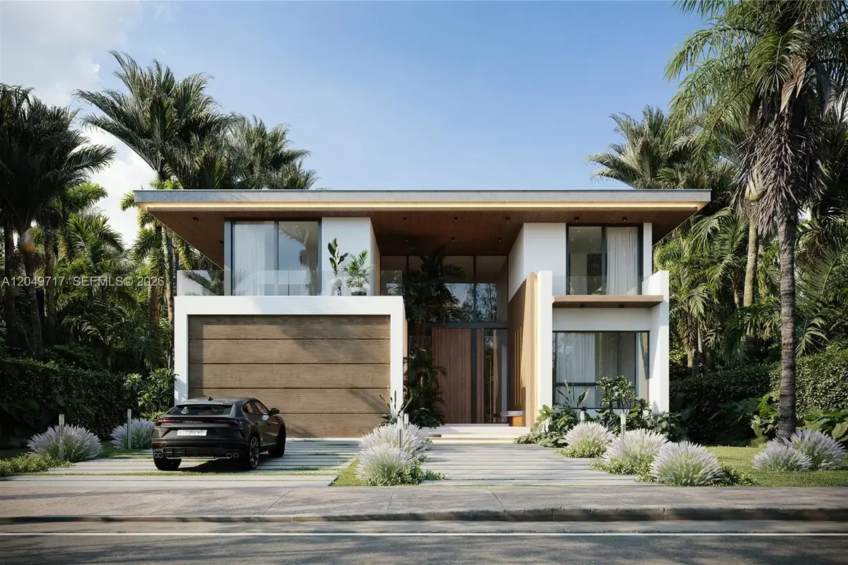 284 Ocean Blvd, Golden Beach: photo 1 of 12