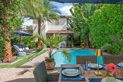 227 Marlborough Rd, West Palm Beach: photo 1 of 86