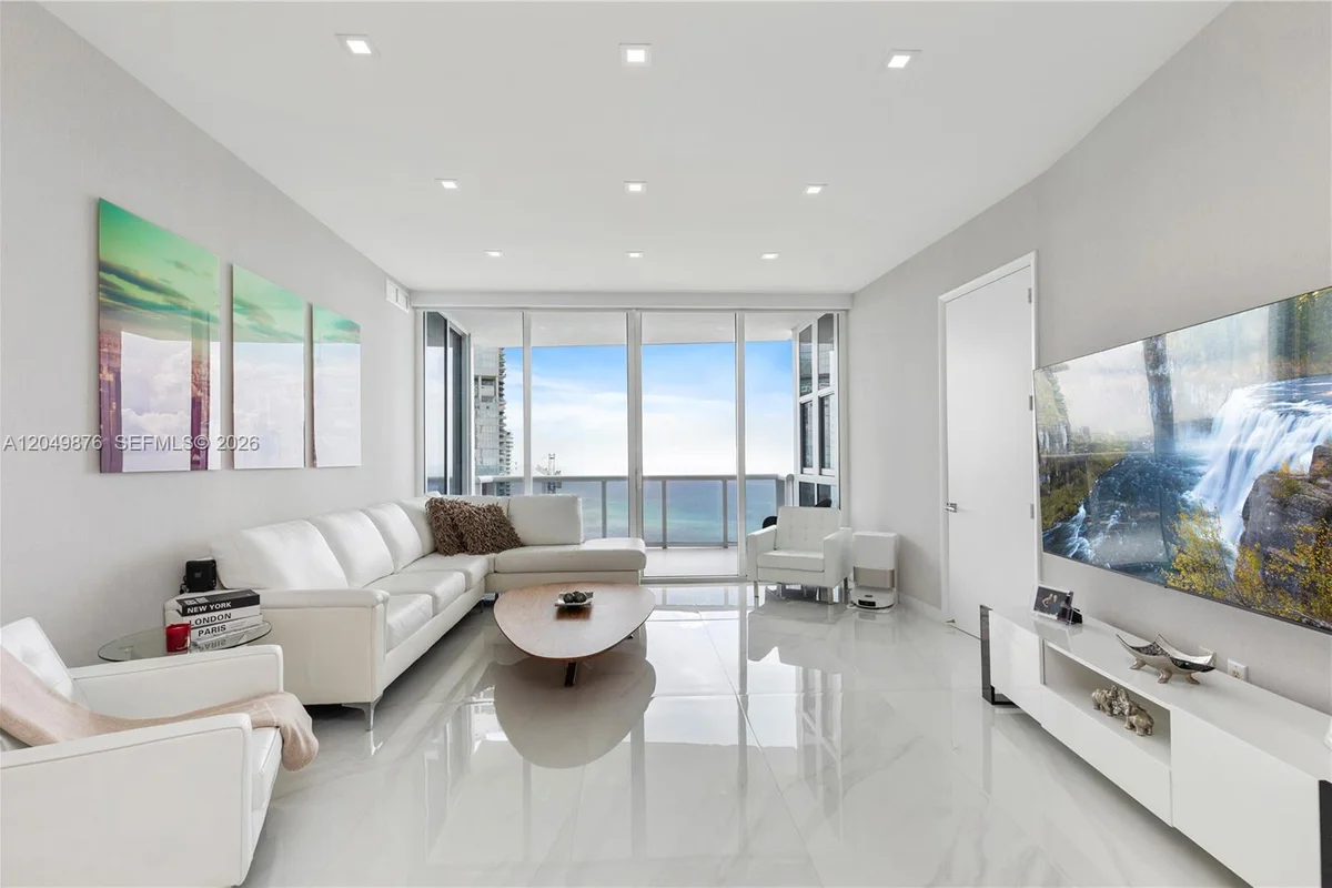 18201 Collins Ave #3504, Sunny Isles Beach: photo 1 of 45