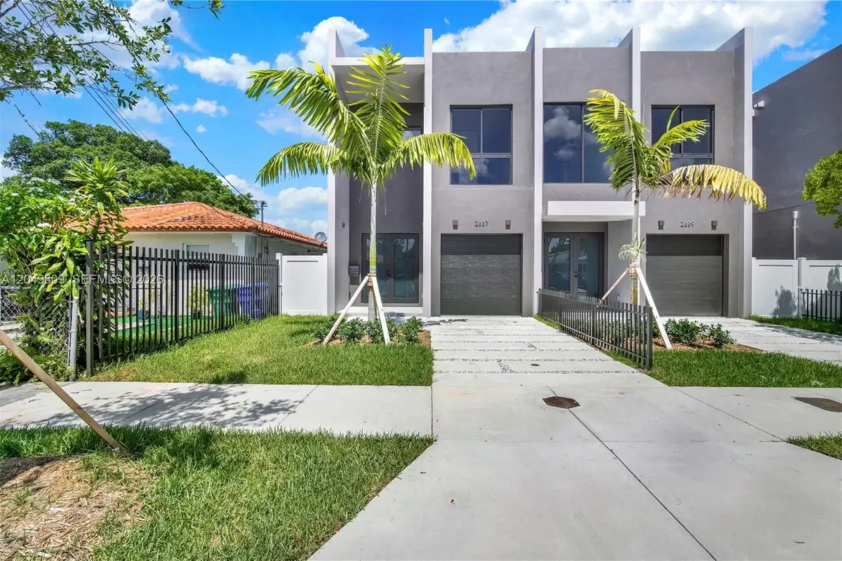 2889 SW 35 Ave #2887, Miami: photo 1 of 61