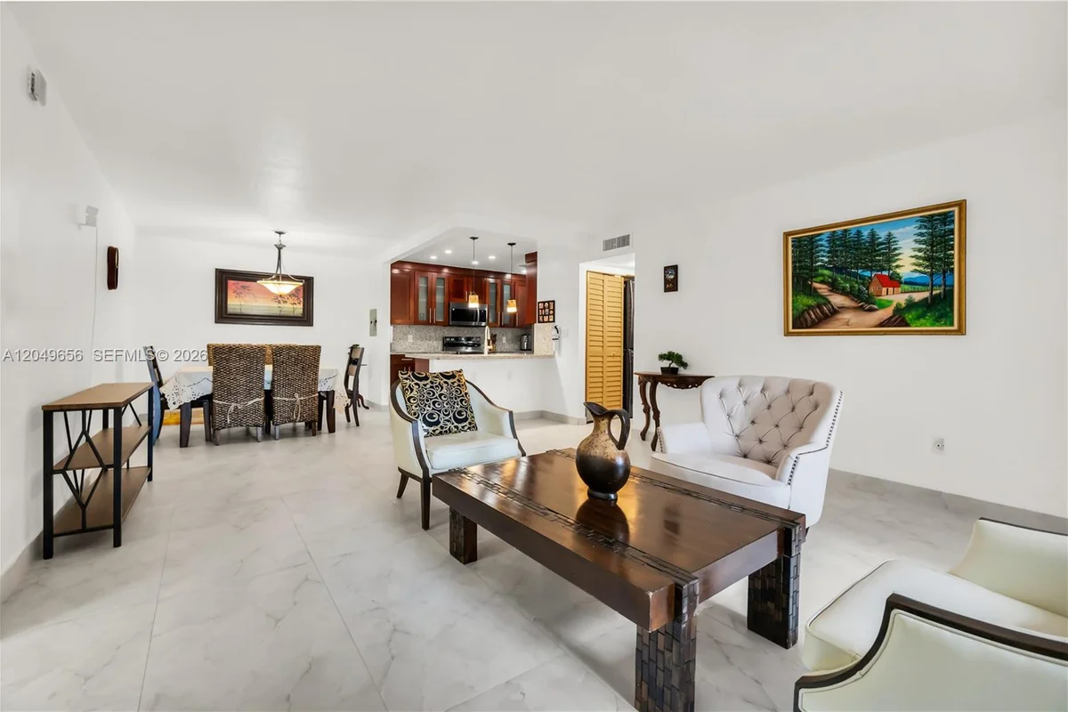8660 SW 149th Ave #205, Miami: photo 1 of 36
