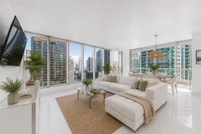 485 Brickell Ave #2908, Miami: photo 1 of 27