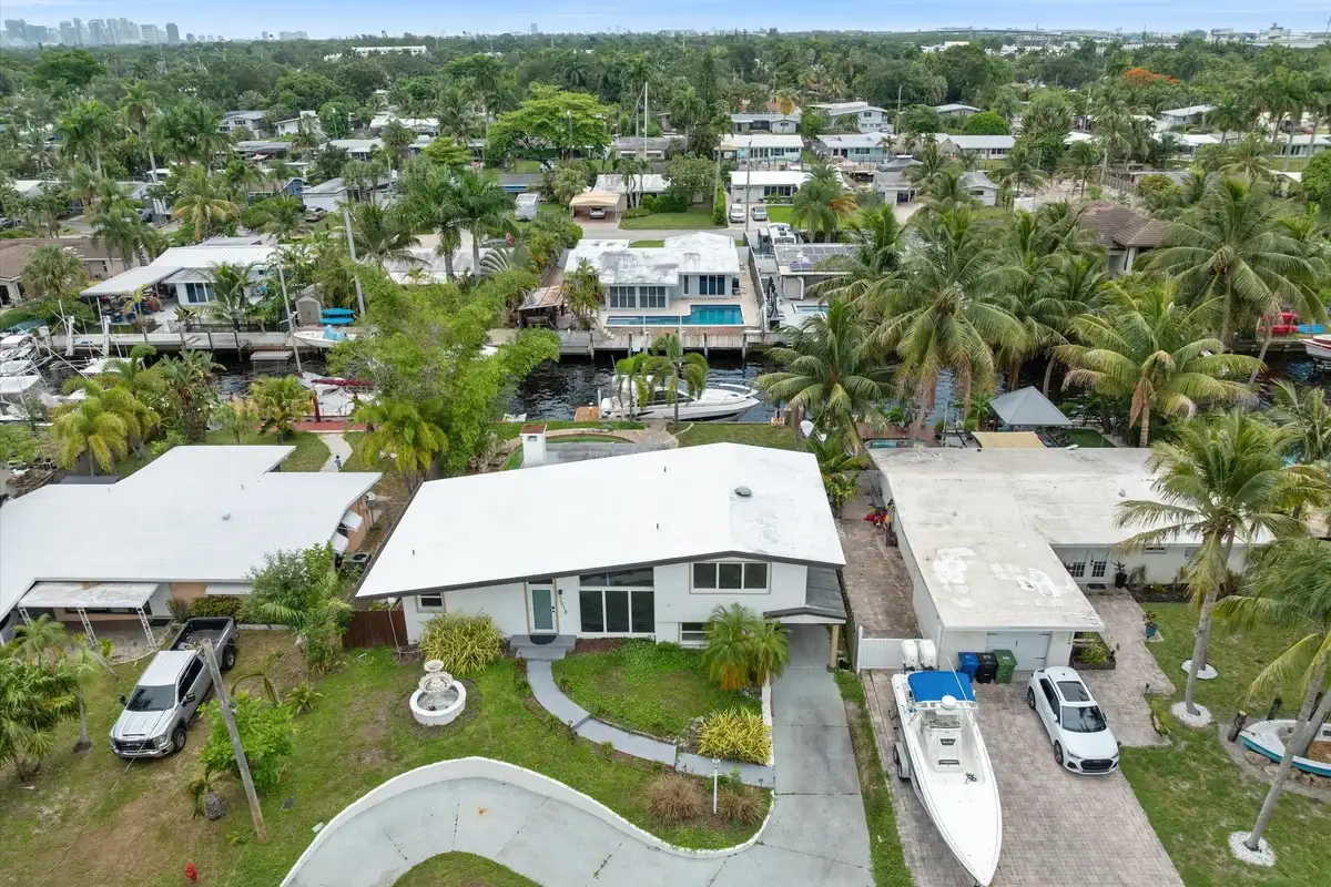 2518 Key Largo Ln, Fort Lauderdale: photo 1 of 16