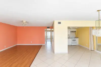 205 Wellington M, West Palm Beach: photo 1 of 18