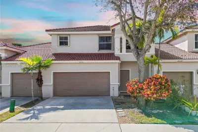 13212 NW 8th St, Pembroke Pines: photo 1 of 50