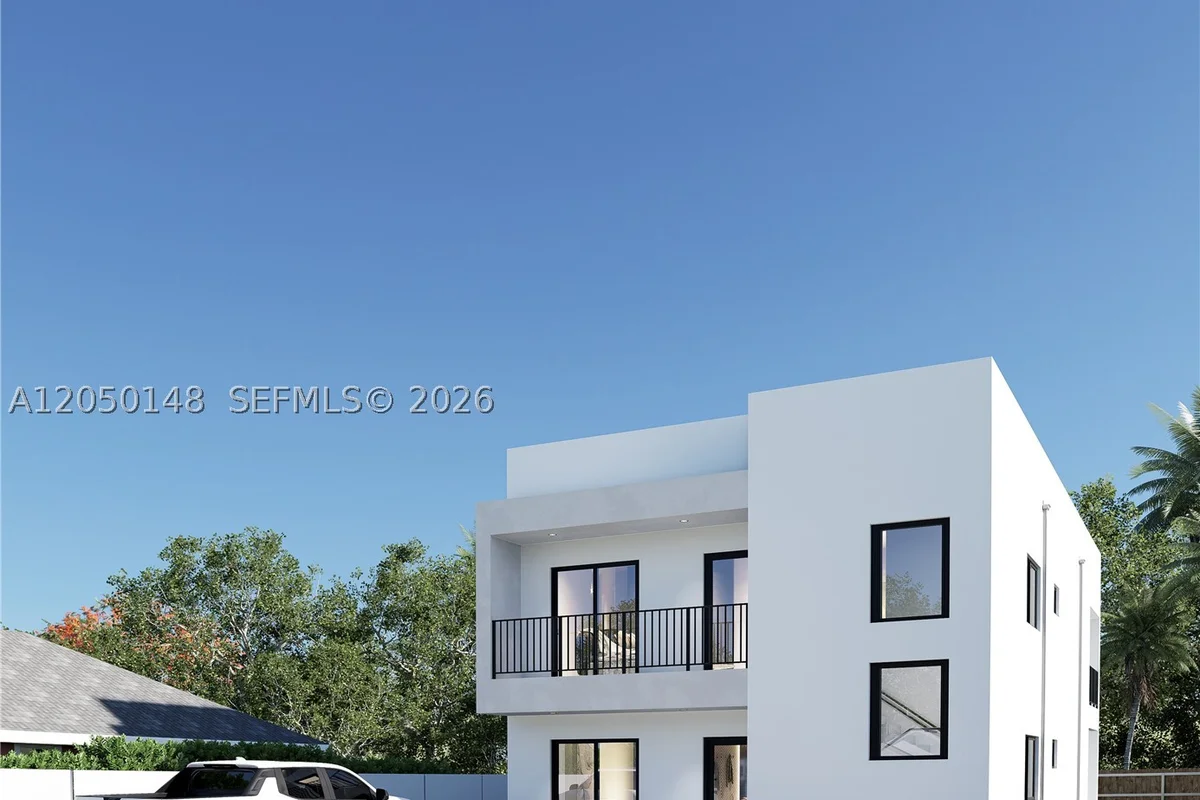 345 SW 3rd St, Florida City: photo 1 of 13